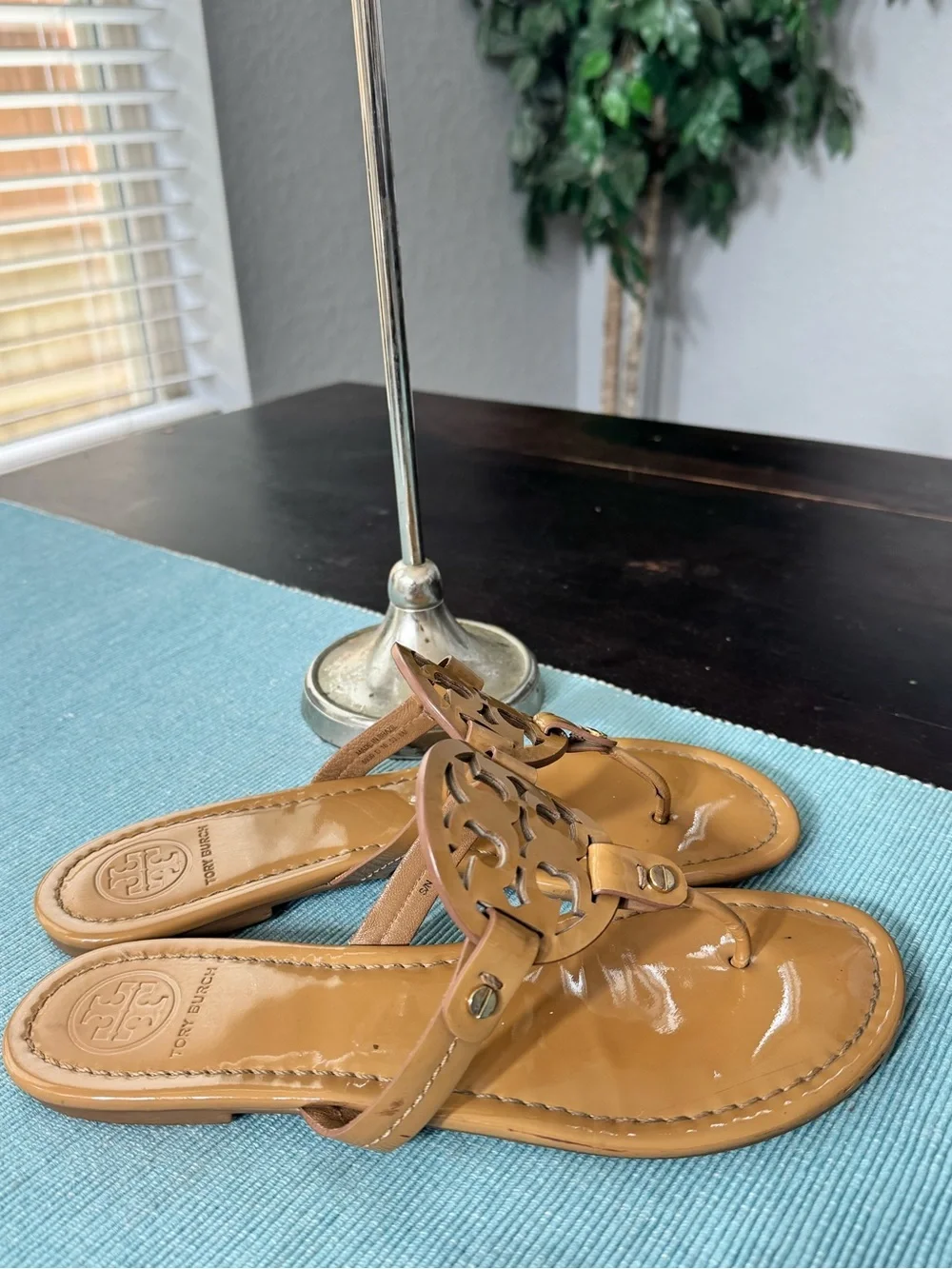 Tory Burch Miller Patent leather Sandals size 8